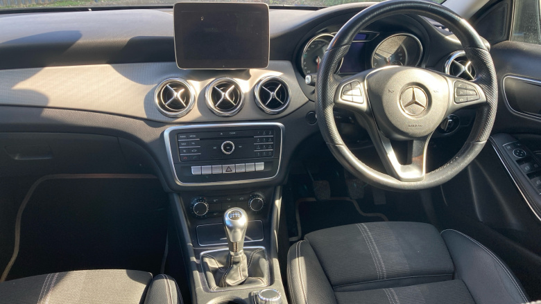 Mercedes-Benz GLA 180 Urban Edition 5dr Petrol Hatchback